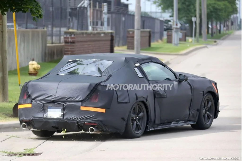 2015-ford-mustang-spy-shots_100430281_l.webp