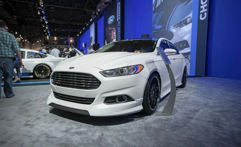 2013-ford-fusion-se-euro-series-by-3dcarbon-air-design-photo-483550-s-986x603.webp