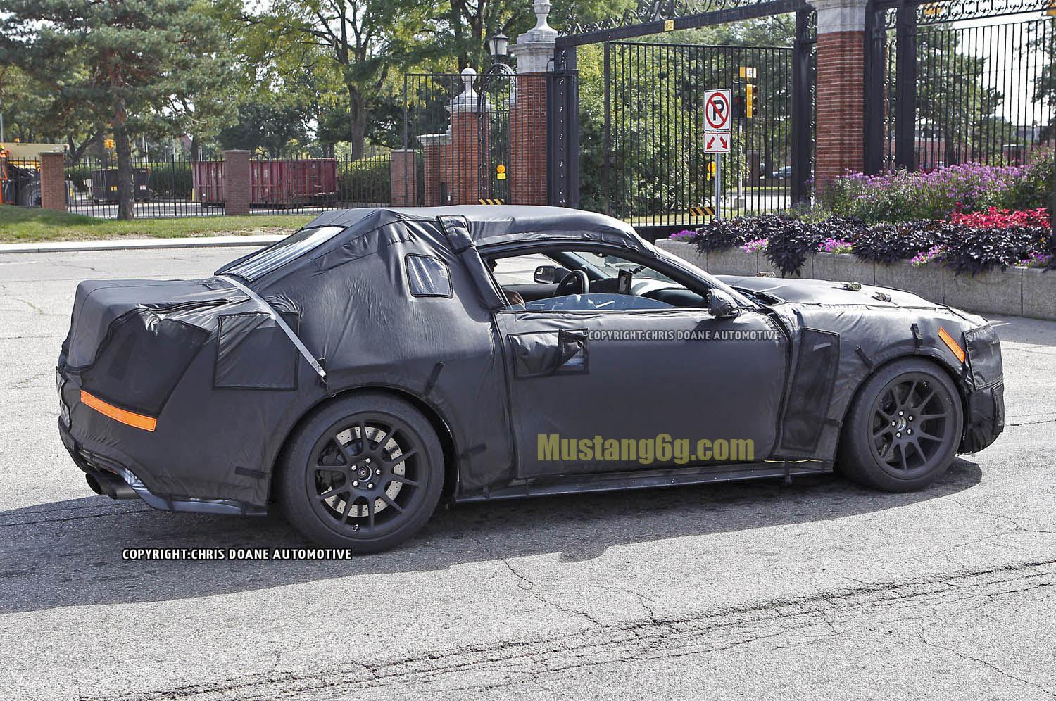w_MustangSVT_cdauto_92613_11.jpg