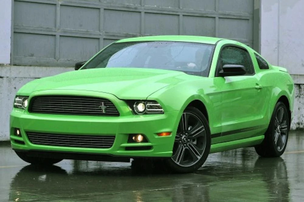 2013_ford_mustang_coupe_v6-premium_fq_oem_4_500.webp