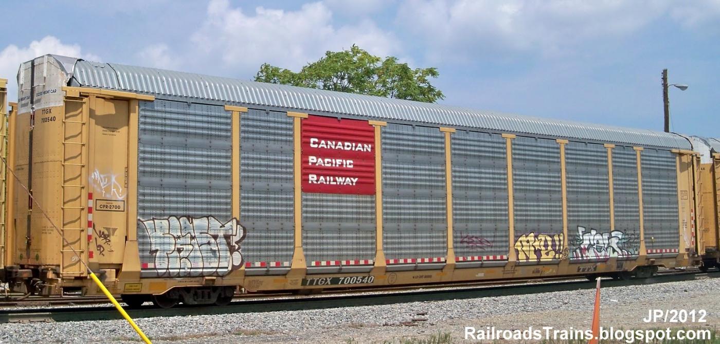 CP TTGX 700540 AUTORACK Flatbed Railcar, CP Canadian Pacific Railway Canada Auto Rack Carrier in.jpg