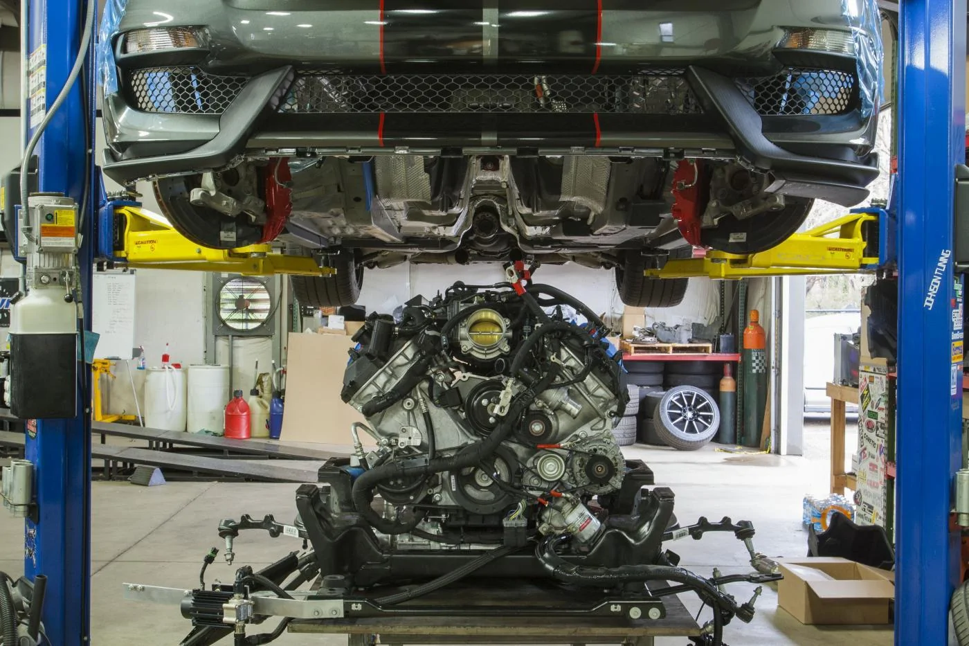 GT350 Engine Coming Out.webp