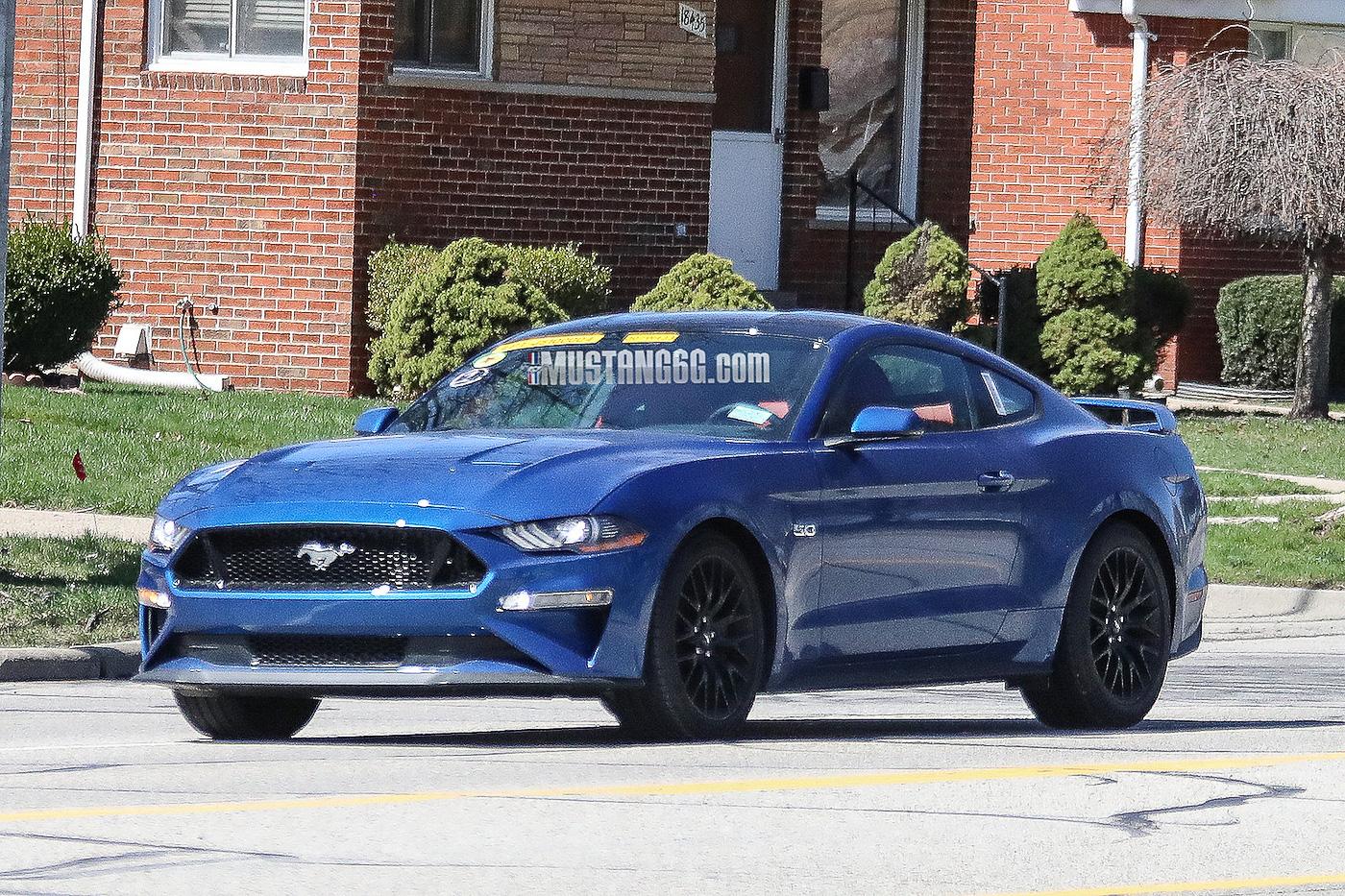 2018-Mustang-GT-Lightning Blue-01.jpg