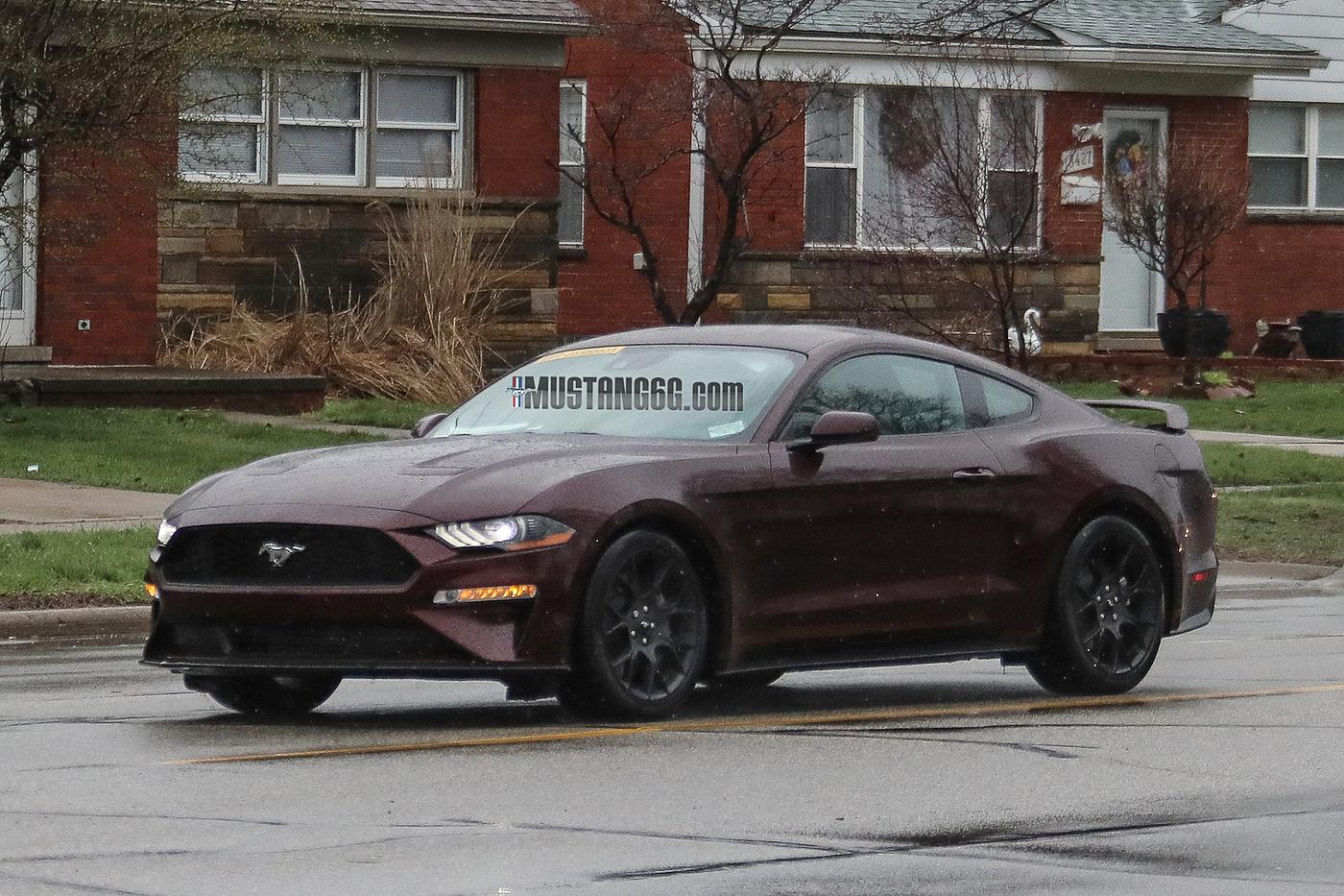 2018-Mustang-EcoBoost-Royal-Crimson-02.jpg