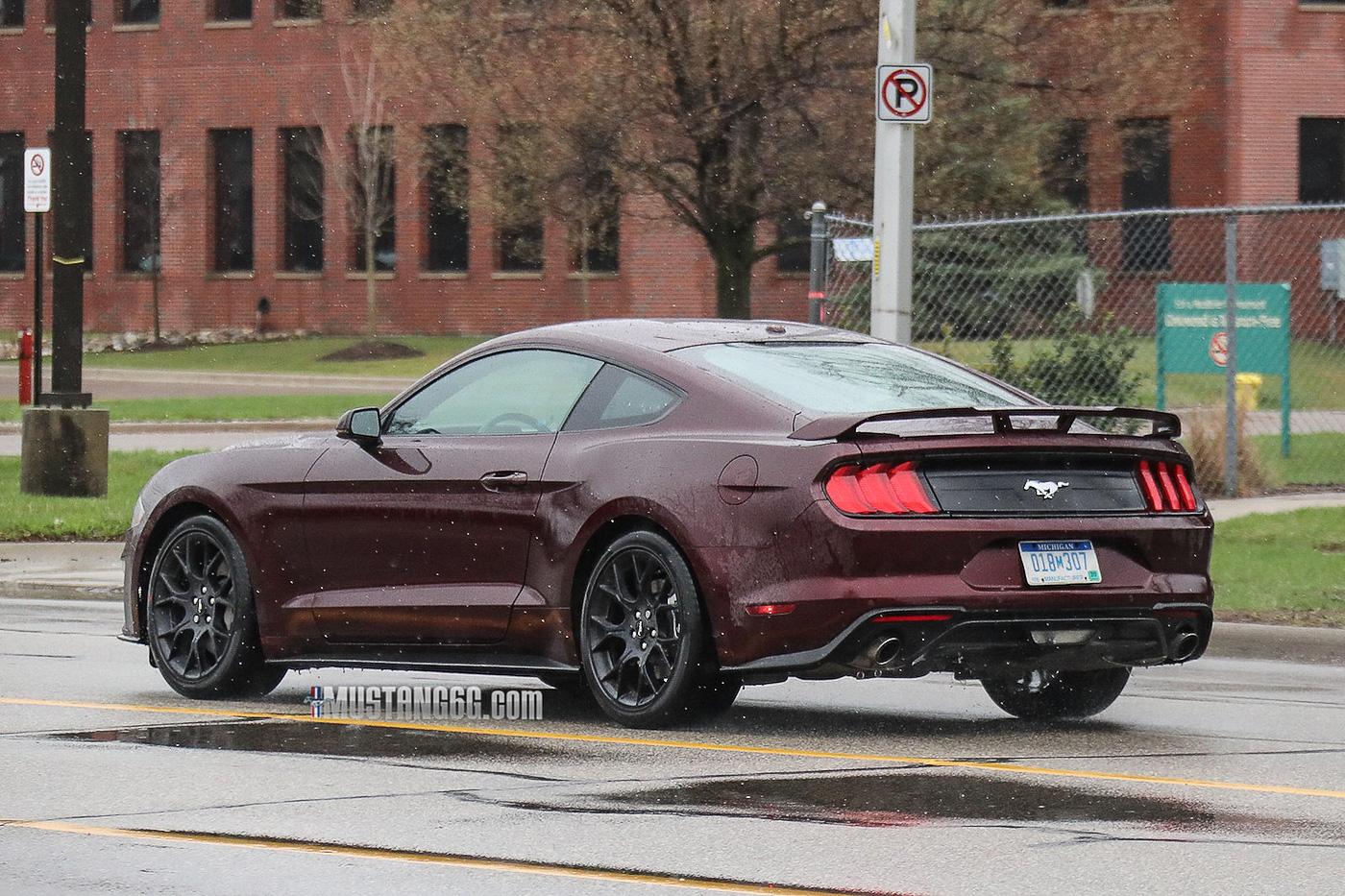 2018-Mustang-EcoBoost-Royal-Crimson-04.jpg