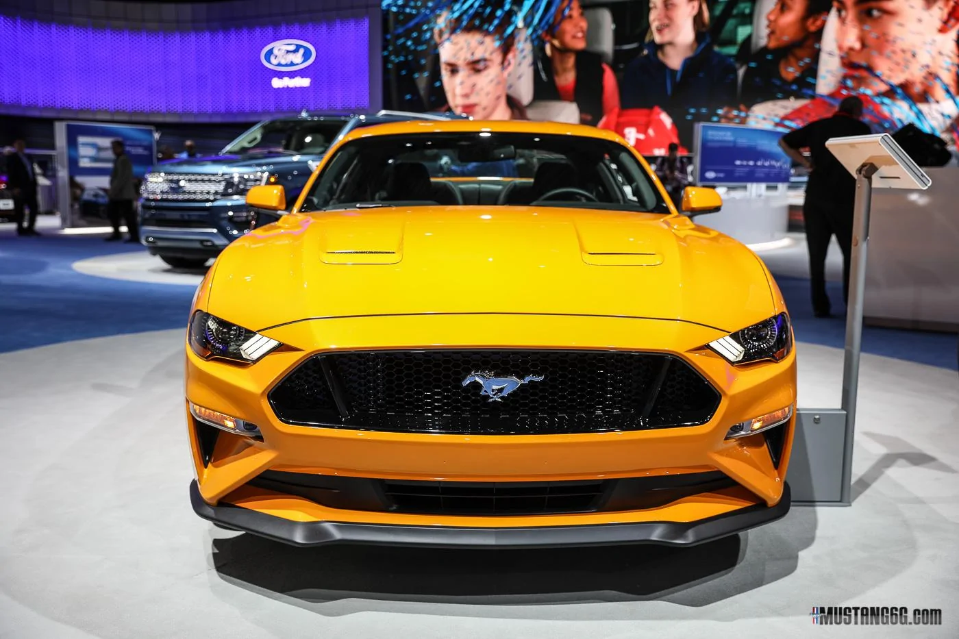 2018-Ford-Mustang-GT-NYIAS-1.webp