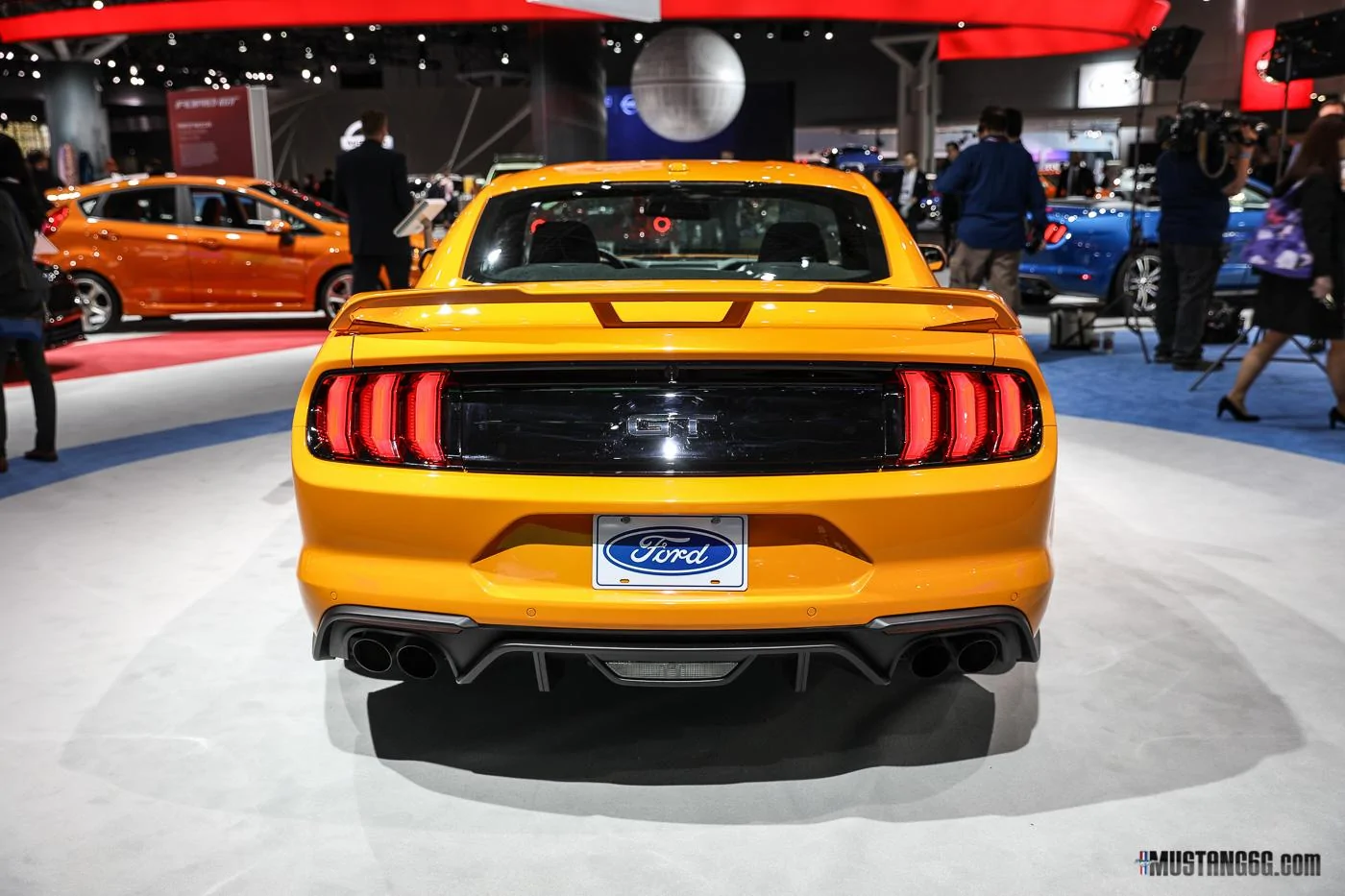 2018-Ford-Mustang-GT-NYIAS-8.webp