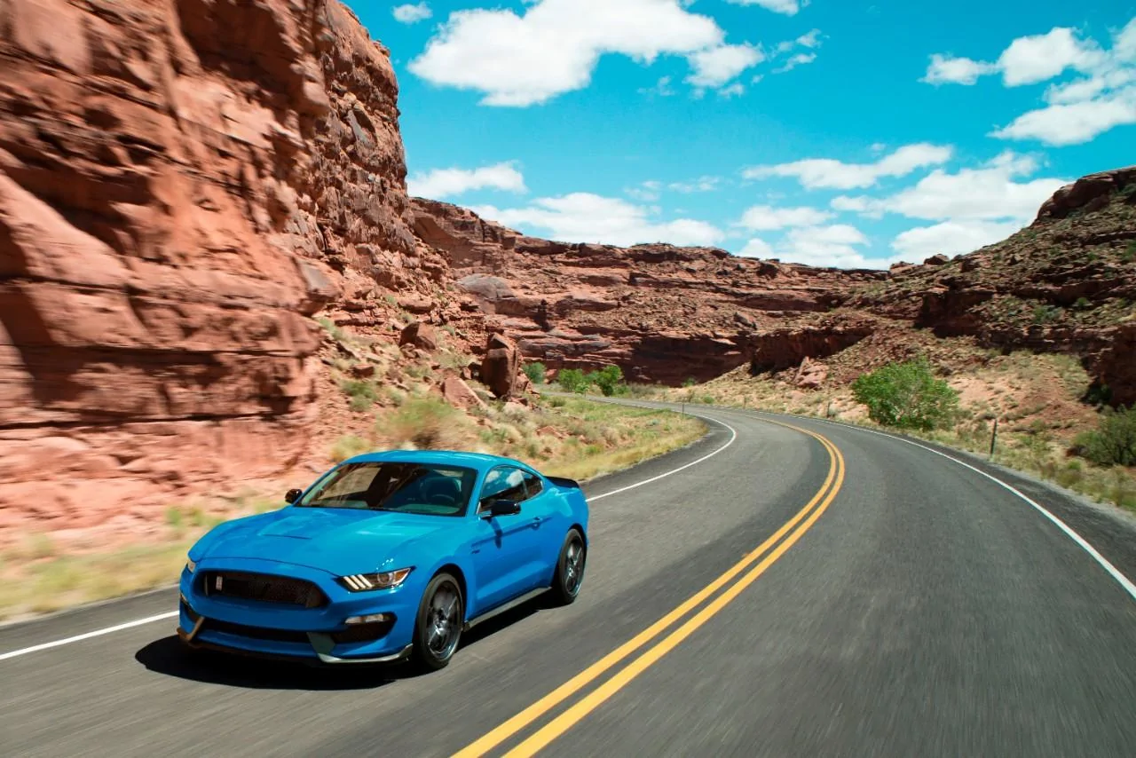 Shelby-Mustang-GT350 .webp