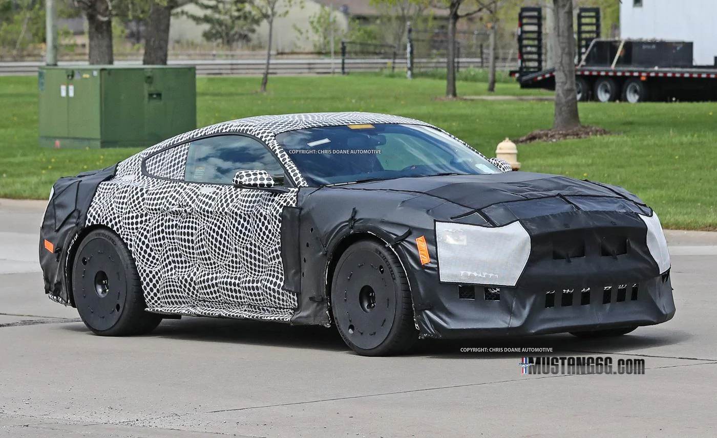 2019-Mustang-GT500-18.webp