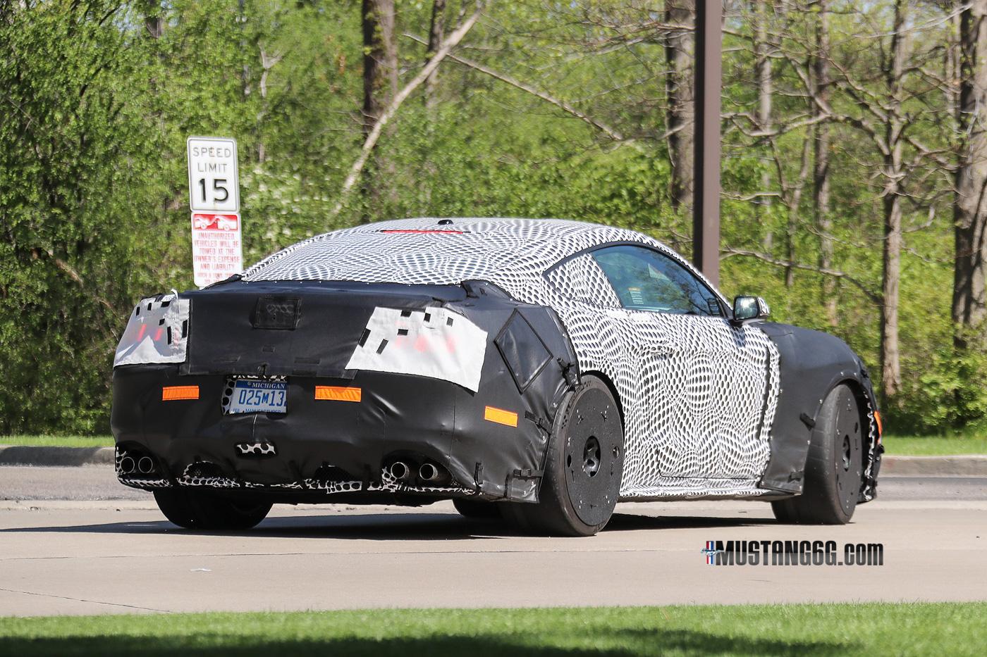 2019-GT500-Mustang-2.jpg