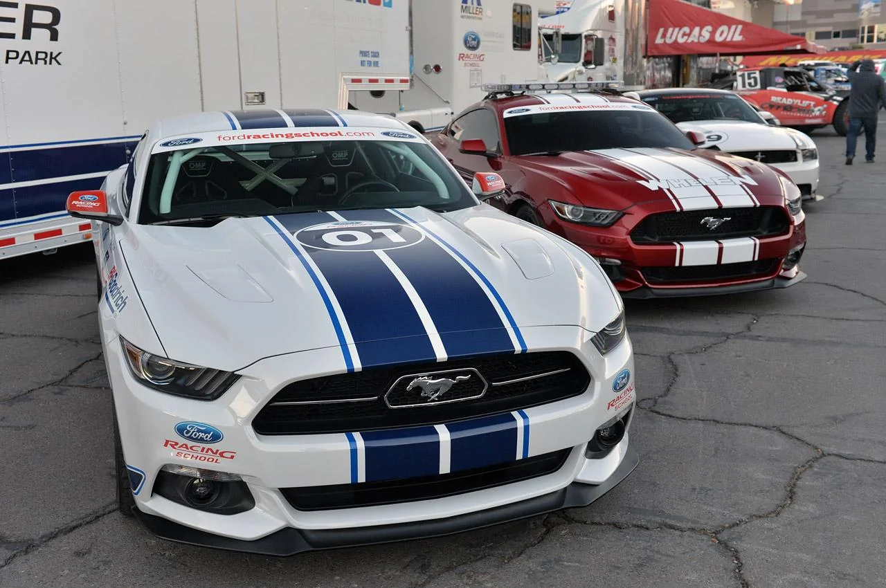 37-sema-2014-mustang-preview.webp