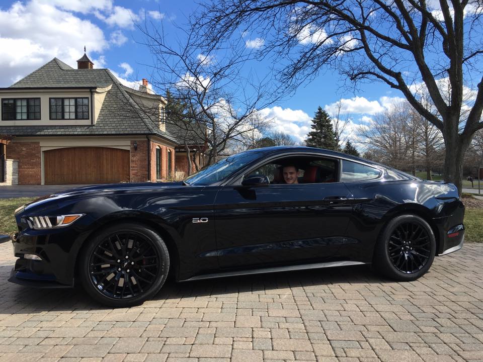 blackstang.jpg