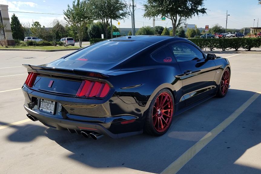 red wheels.jpg