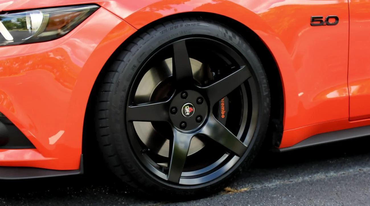 6GR5Front.webp