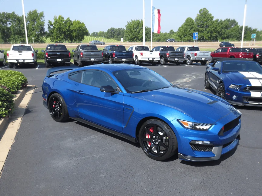 LB GT350R_smaller_4.webp