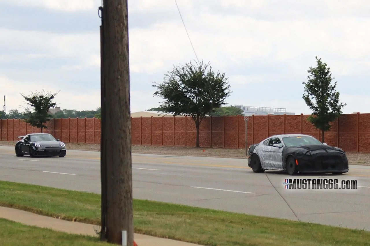 2019-GT500-Mustang-Porsche-GT3-Benchmark-2.webp
