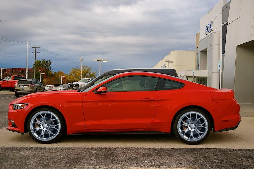 2015-Ford-Mustang.jpg