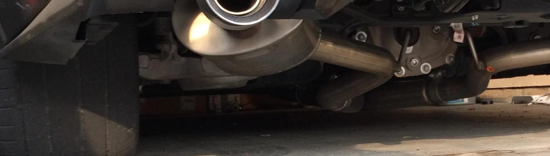 mustang exhaust.webp