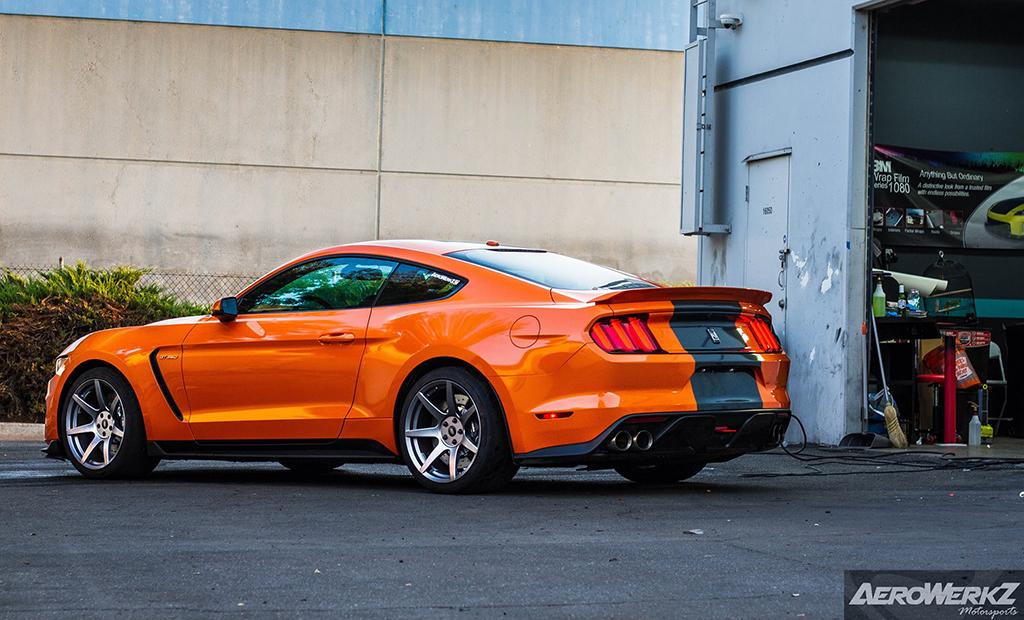 949Racing_GT350_Wrap_4.jpg