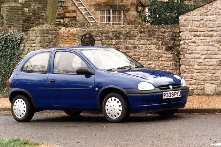 vauxhall_corsa_1993-2000__3431.jpg