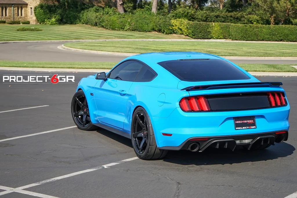 Project-6gr-wheels-gloss-black-03.webp