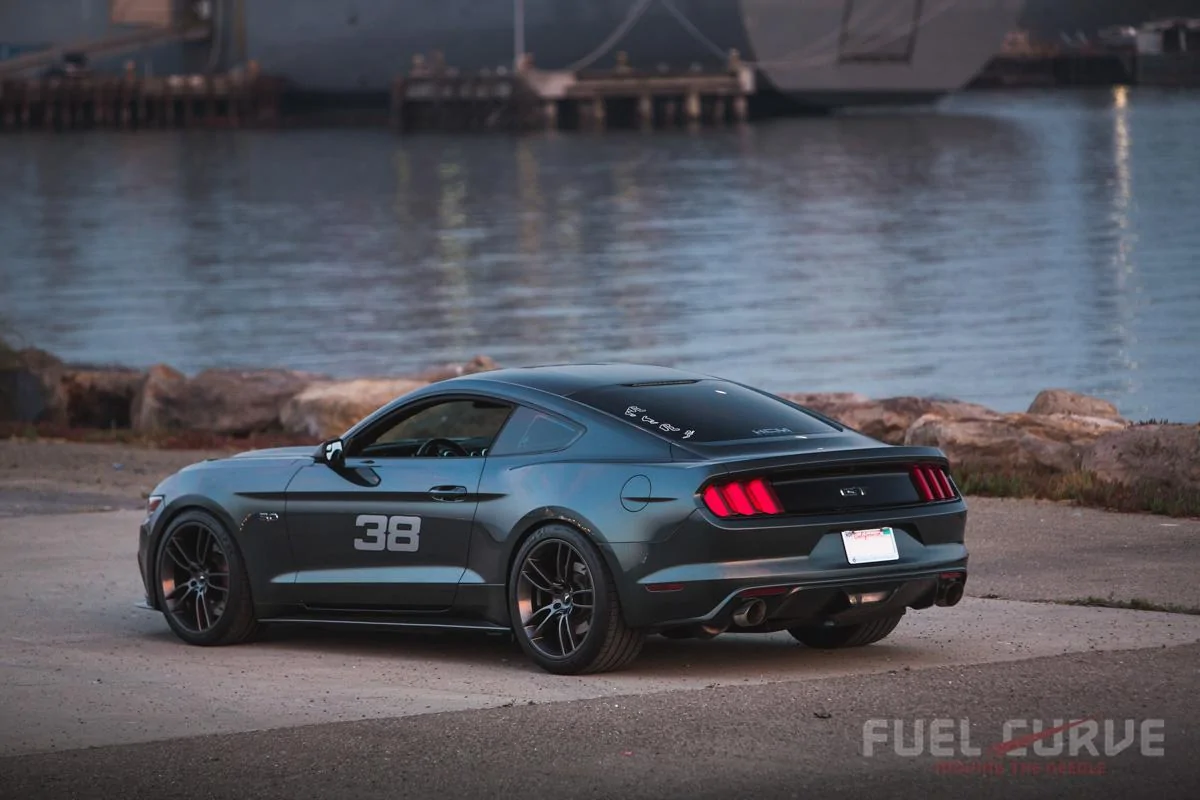 Serious-S550-–-This-Mustang-Tears-up-the-Racetrack-12-of-14-1.webp