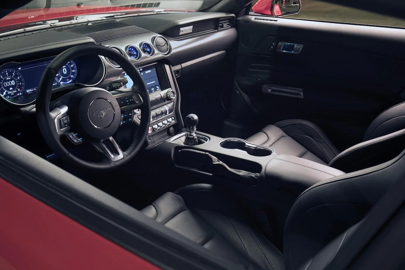 Mustang-Performance-Pack-Level-2(11).webp