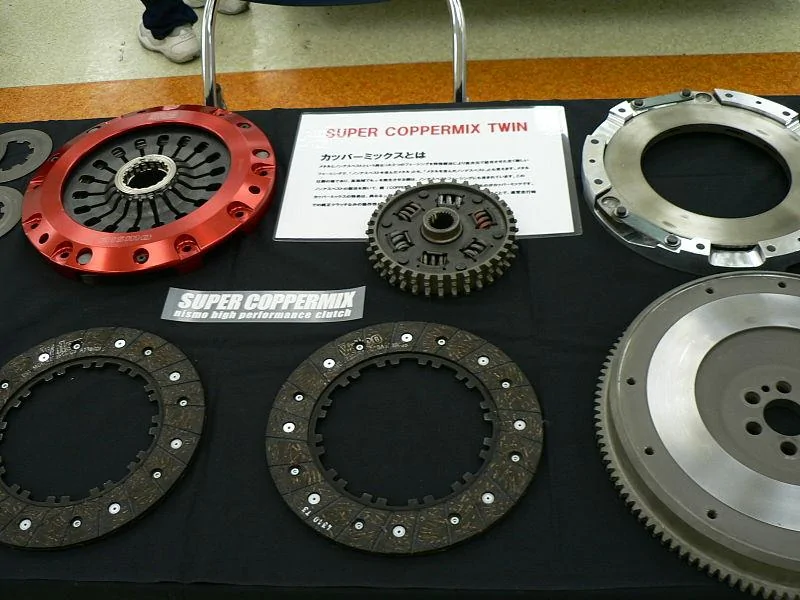 800px-Components_NISMO_SUPER_COPPER_MIX_TWIN_01.webp