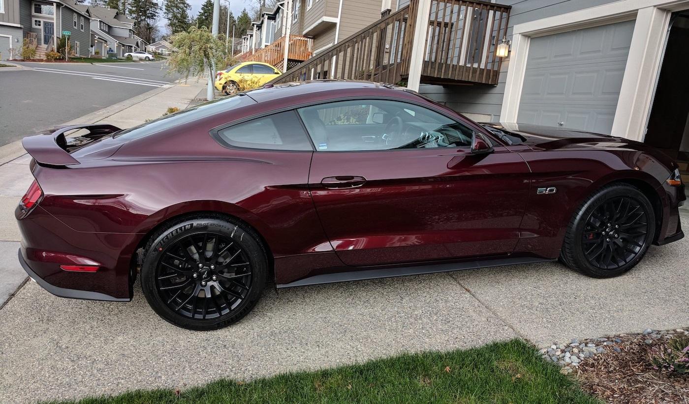 2018-Mustang-GT-Royal-Crimson-2.jpg