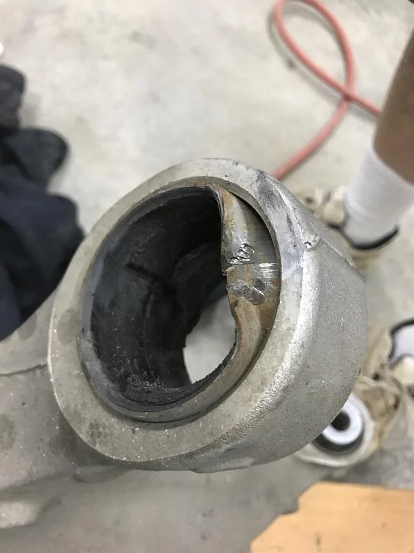 Tapping out bearing.webp