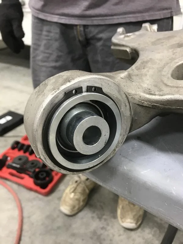 Spherical bearing installed.webp