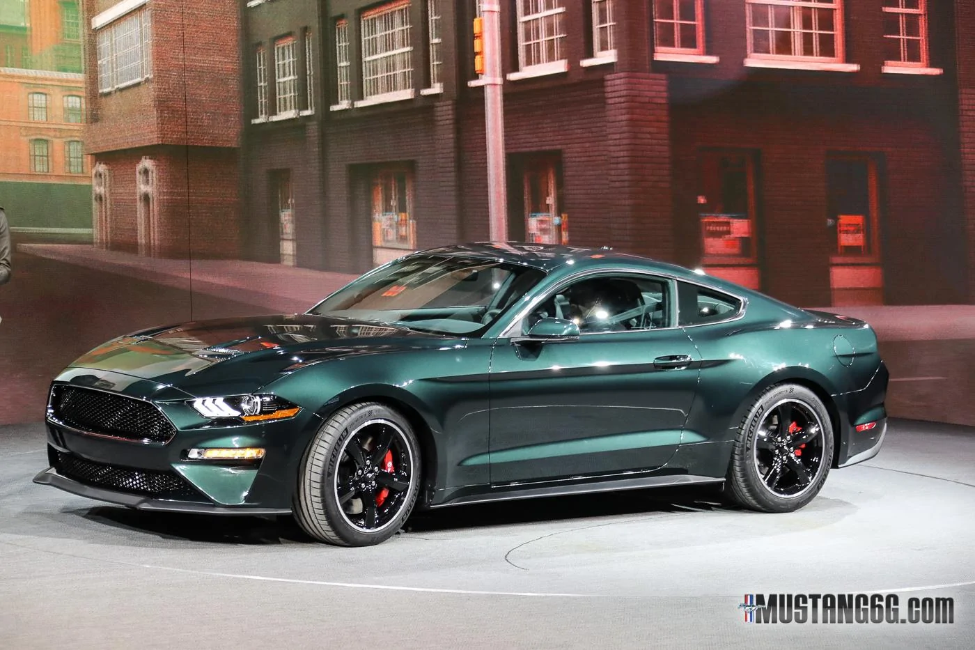 2019-Bullitt-Mustang-Ford-Reveal-Detroit-11.webp