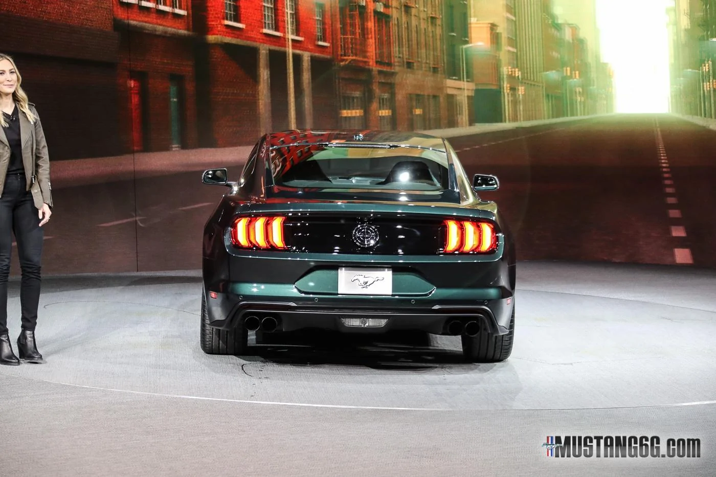 2019-Bullitt-Mustang-Ford-Reveal-Detroit-21.webp