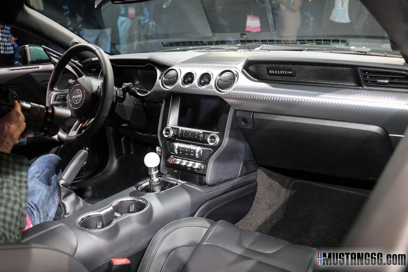 2019-Ford Bullitt-Mustang-4.webp