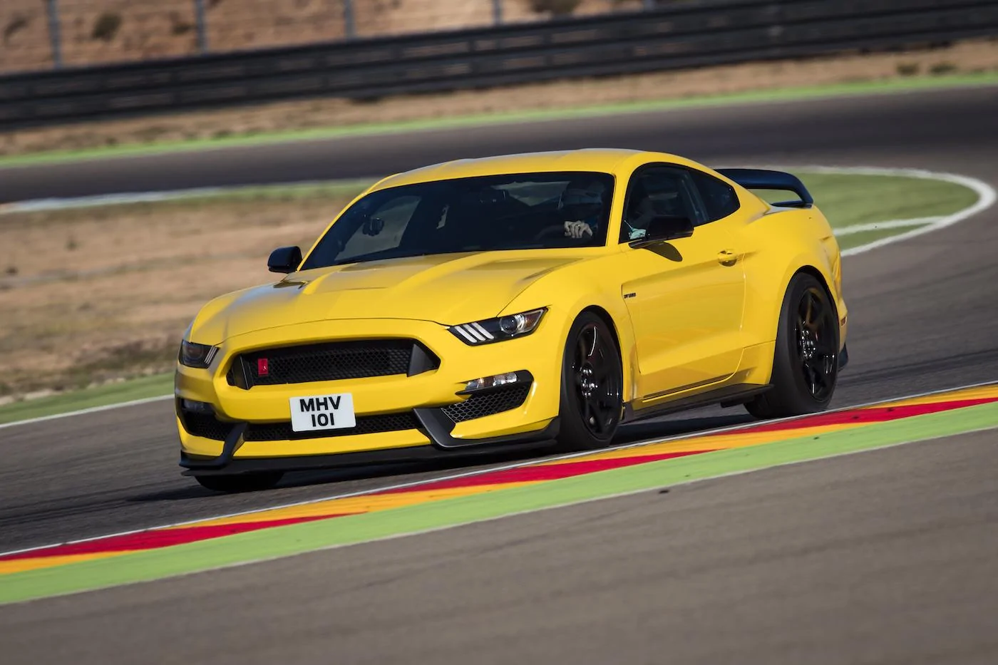 088_Ford_Motorland.webp