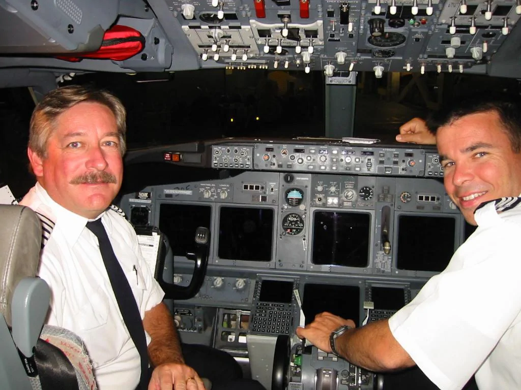 ED & CHRIS 737.webp