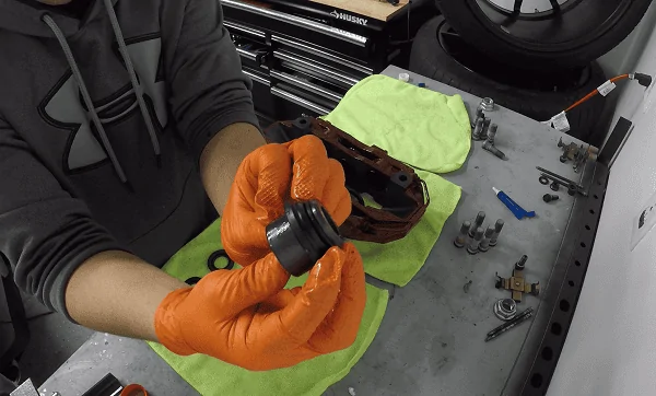 Rebuilding calipers.webp
