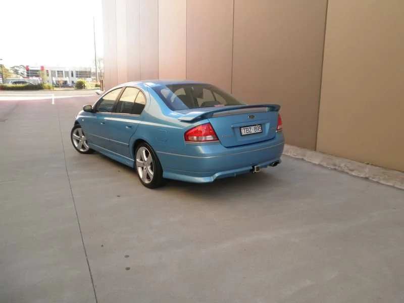 2004-FORD-FALCON-used-2038-8085-17.webp