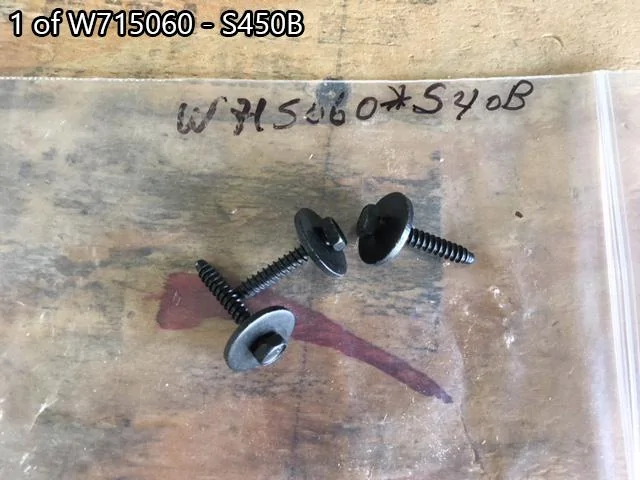 insulator bolts.jpg