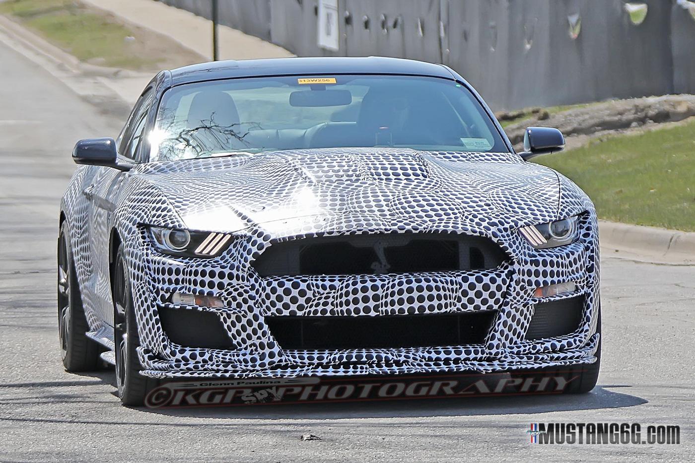 2020-GT500-Ford-Mustang4.jpg