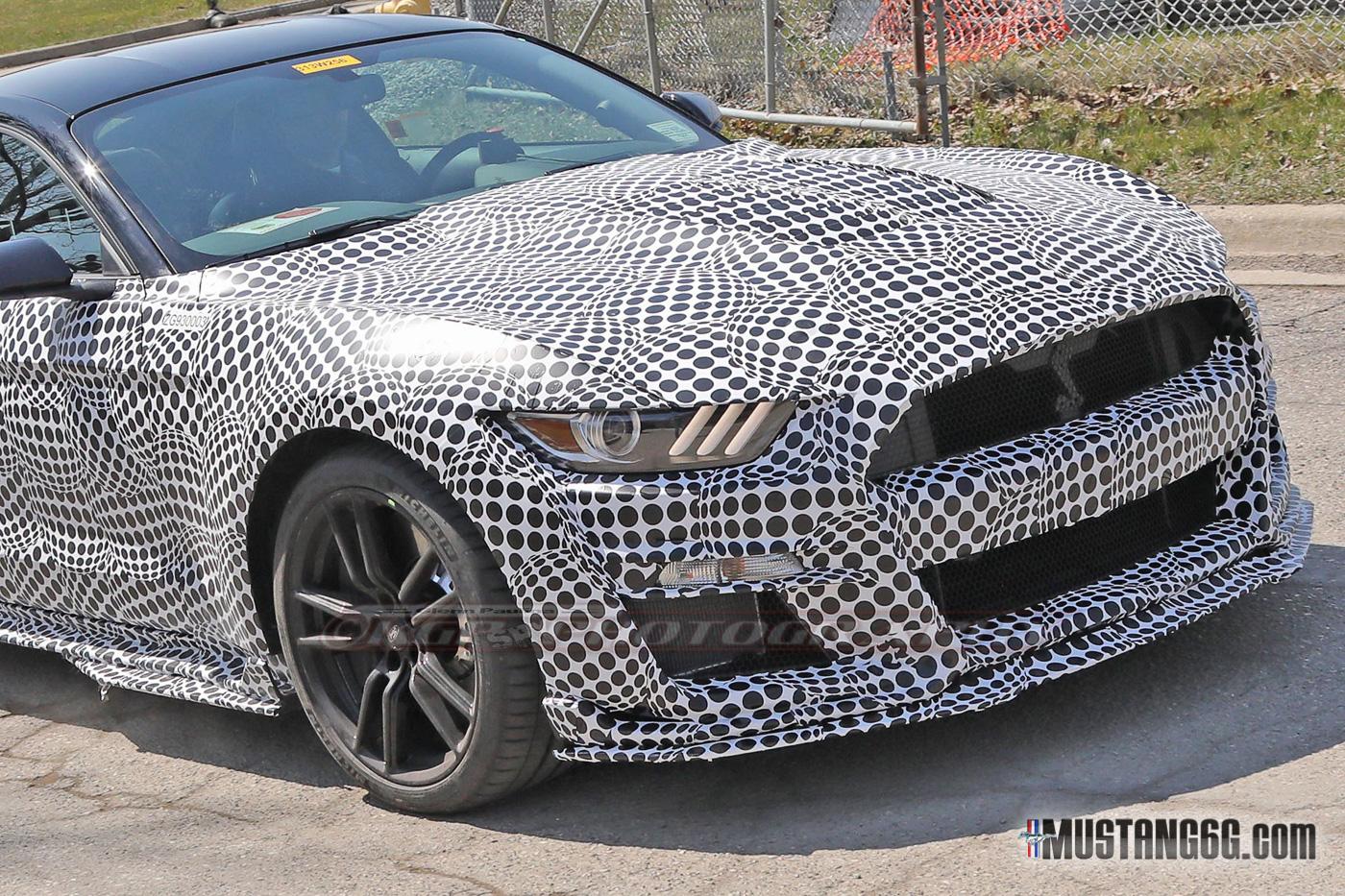 2020-GT500-Ford-Mustang6.jpg