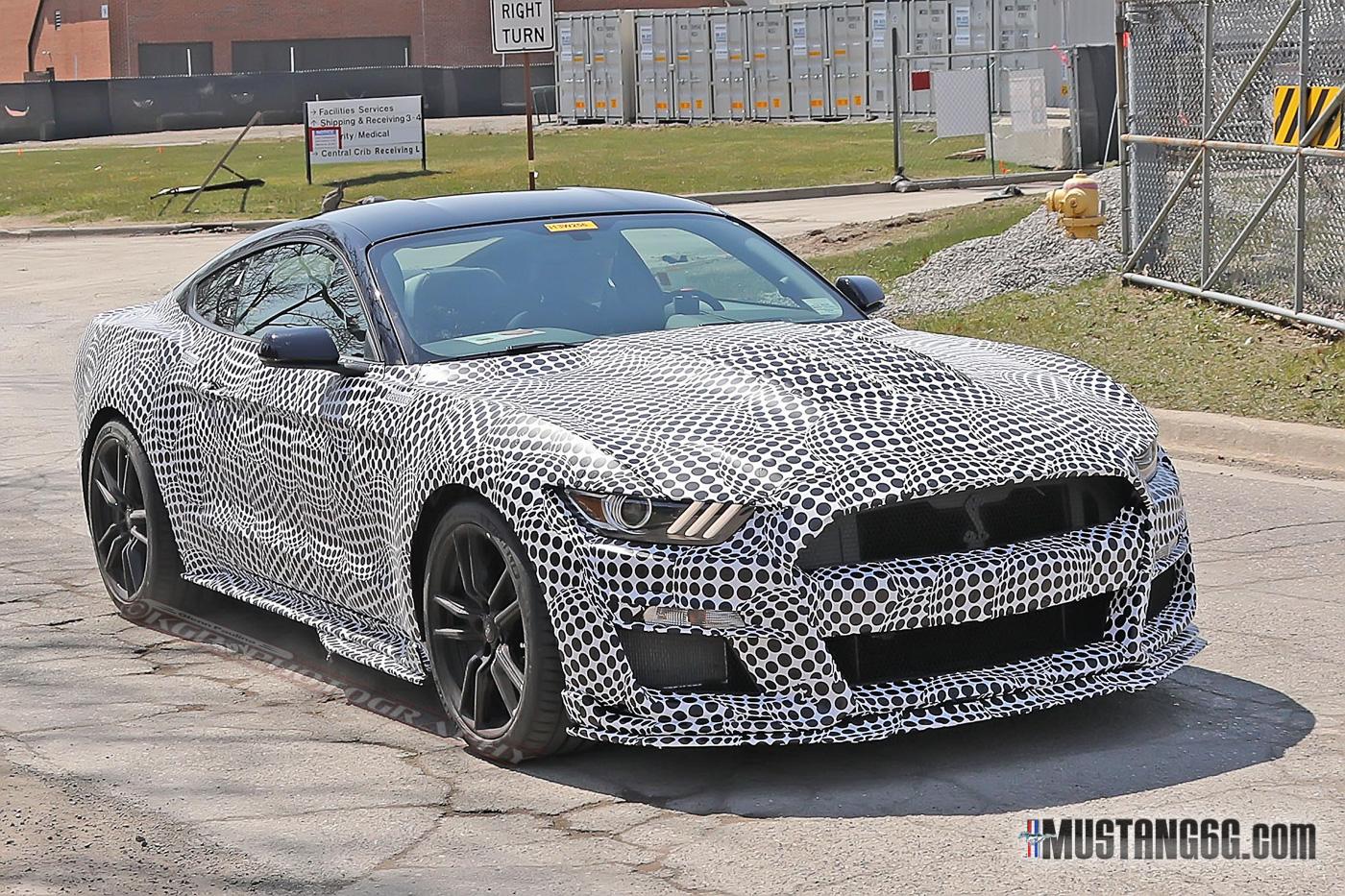 2020-GT500-Ford-Mustang13.jpg