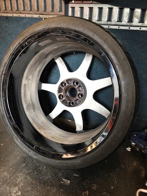 Carbon Wheel.jpg