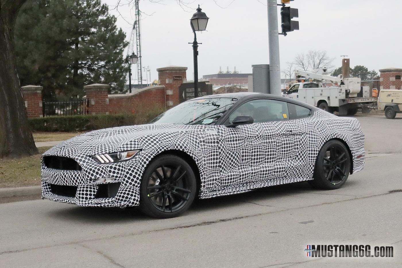 2020-GT500-Ford-Mustang5.jpg