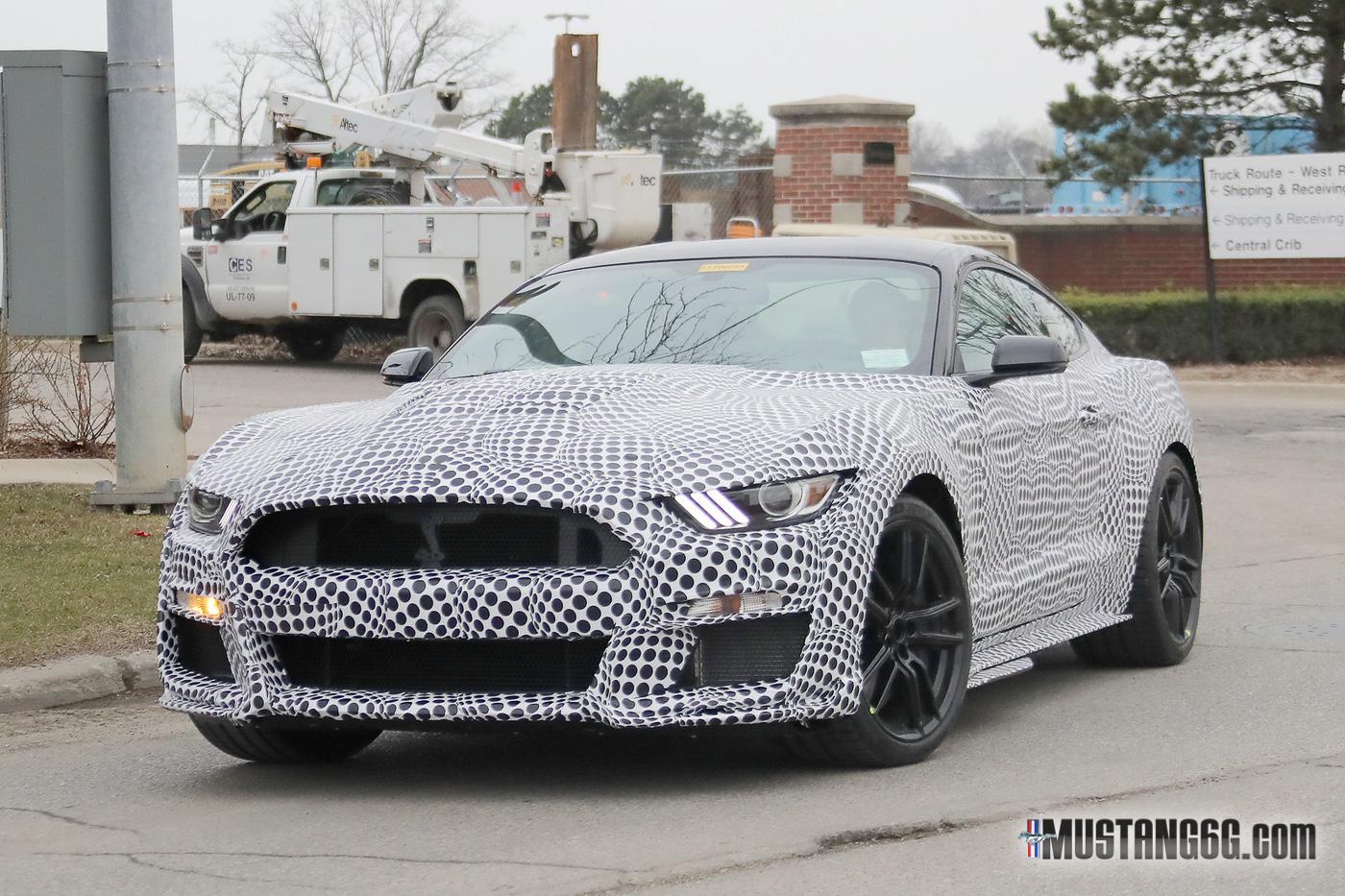 2020-GT500-Ford-Mustang11.jpg