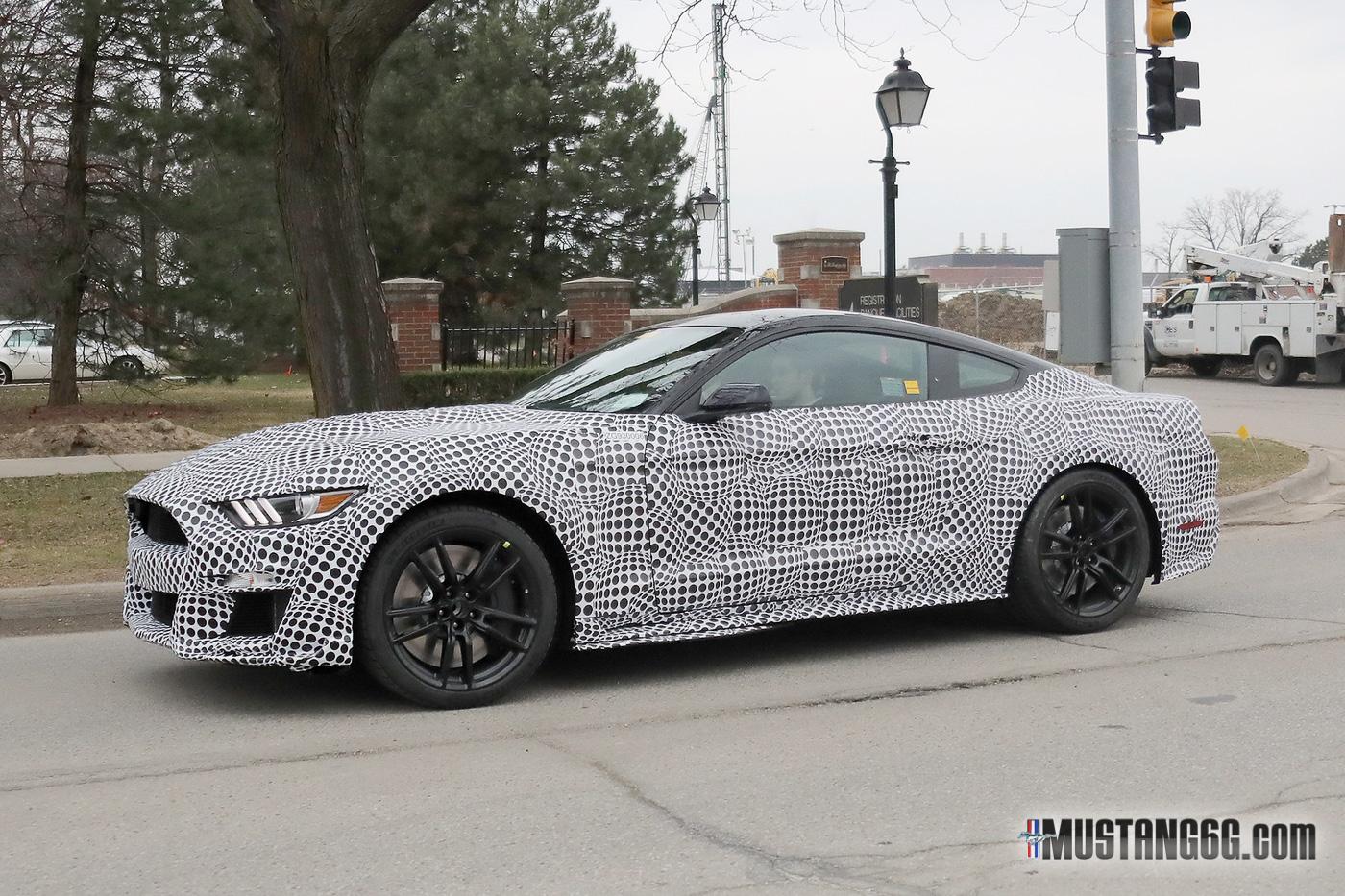 2020-GT500-Ford-Mustang17.jpg