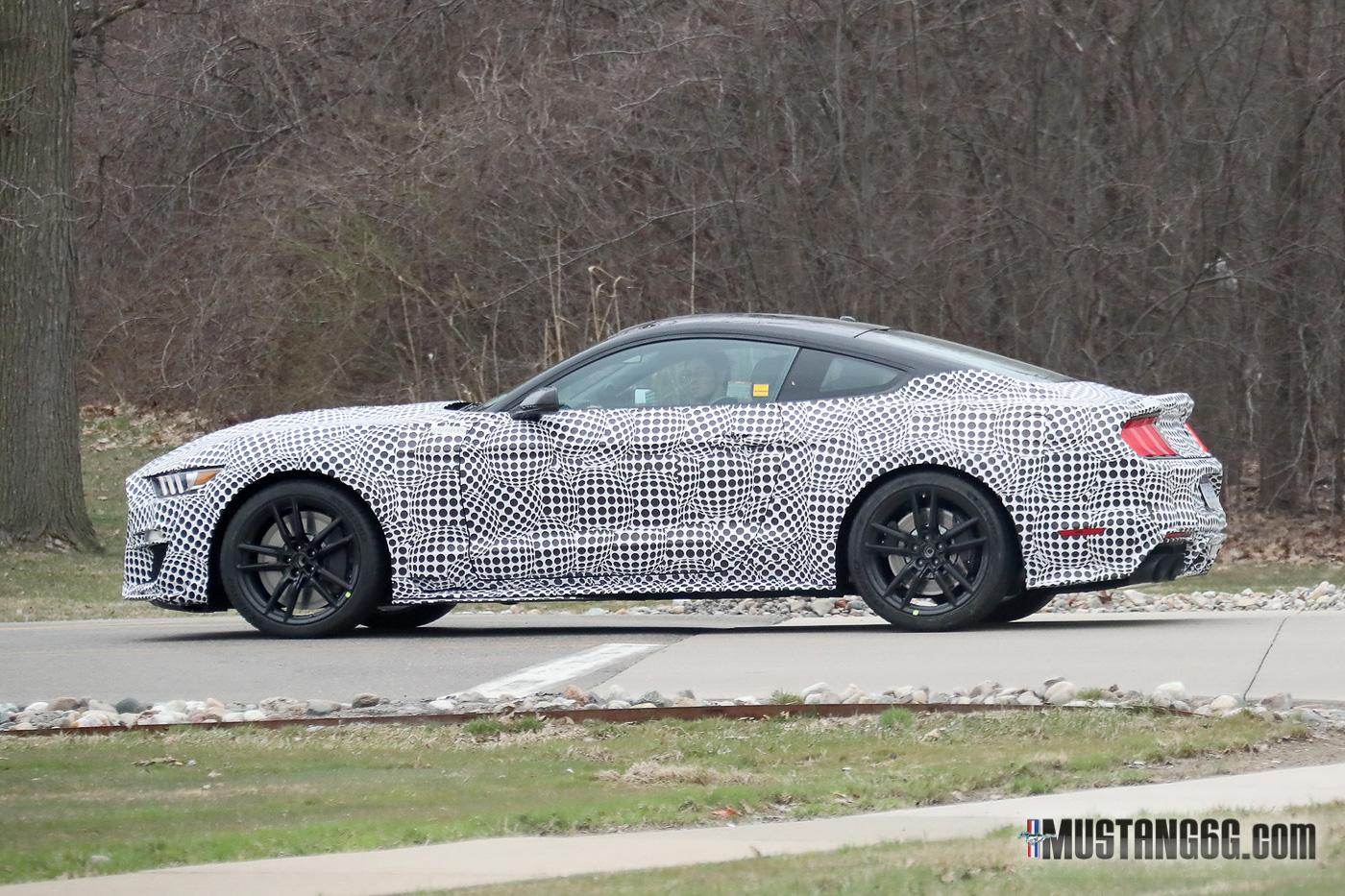 2020-GT500-Ford-Mustang24.jpg