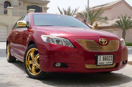 gold_plated_toyota_camry.jpg