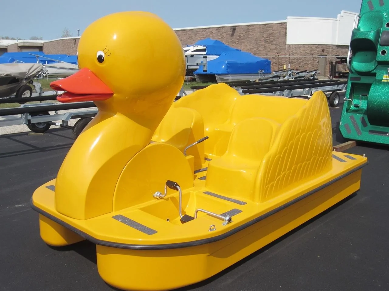 duck2__87617.1462994580.1280.1280.webp