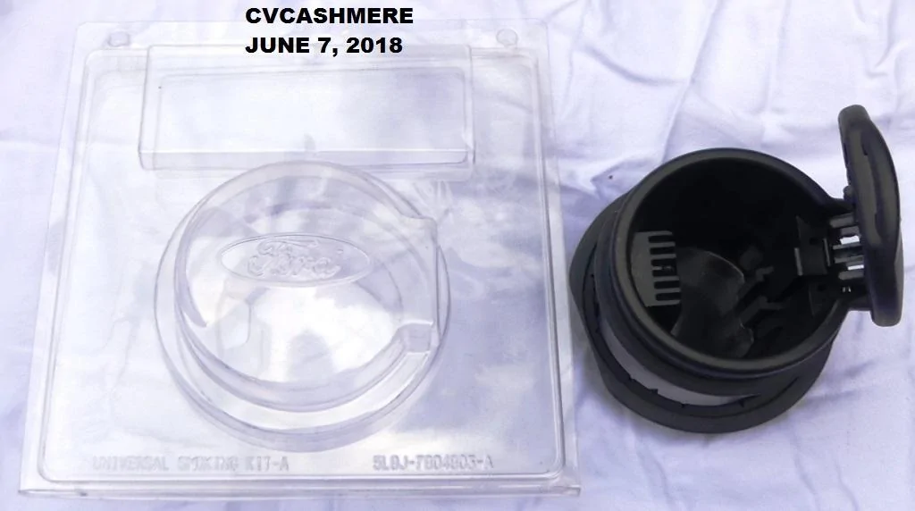 Ford Ashtray Open Compressed.webp